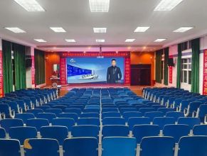 强力巨彩LED大屏助力智慧校园升级，暑假行动正当时！